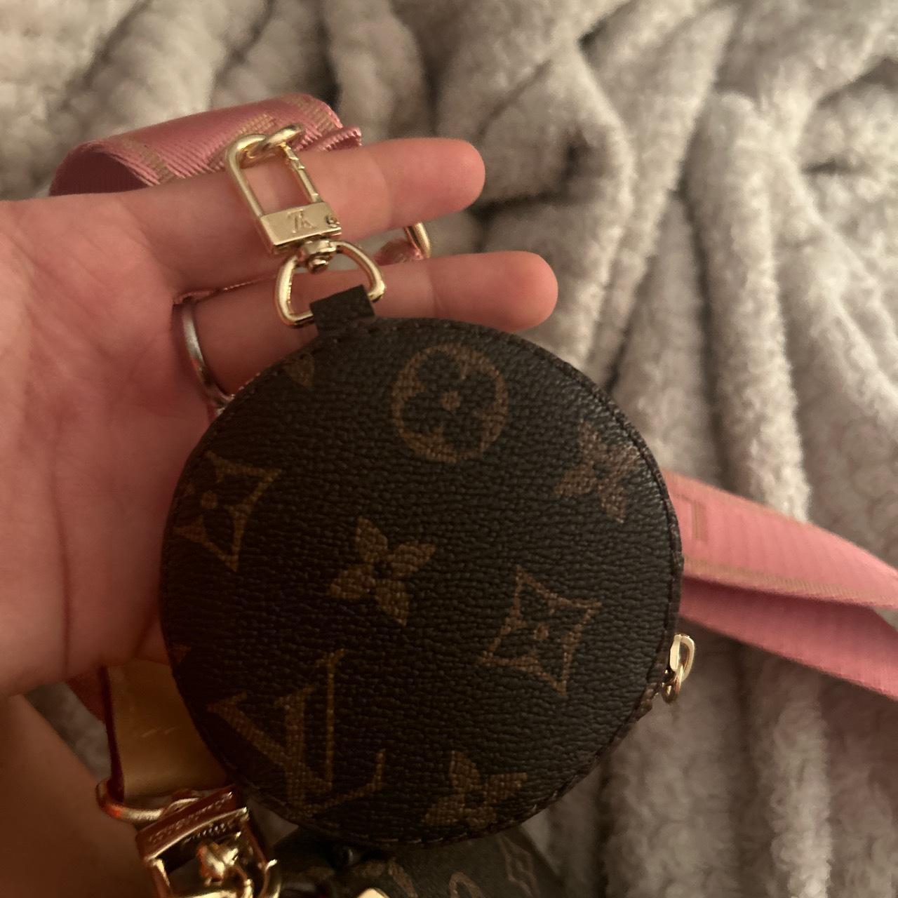 Authentic Louis Vuitton Multi Pochette in Crème - Depop