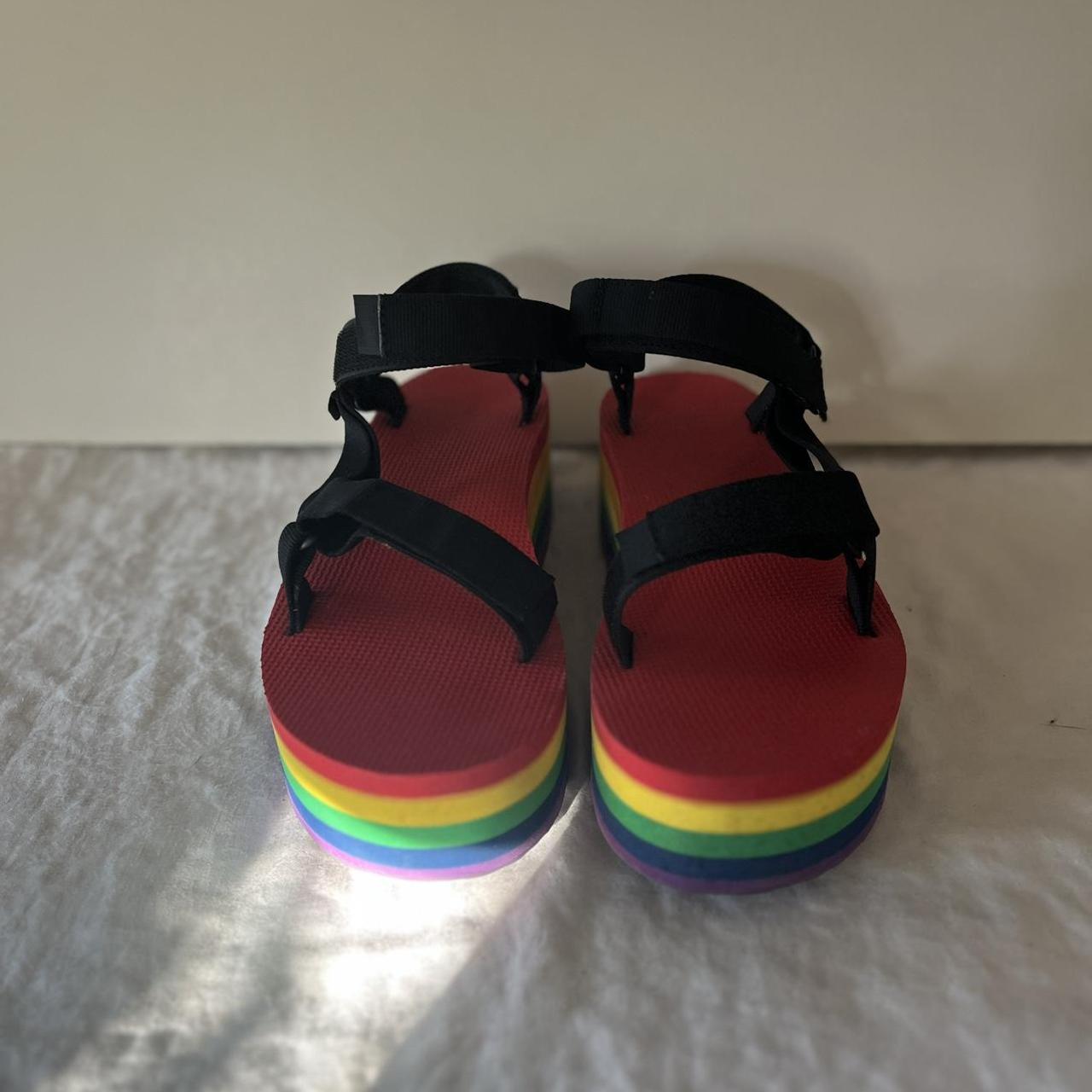 Flatform cheap universal pride