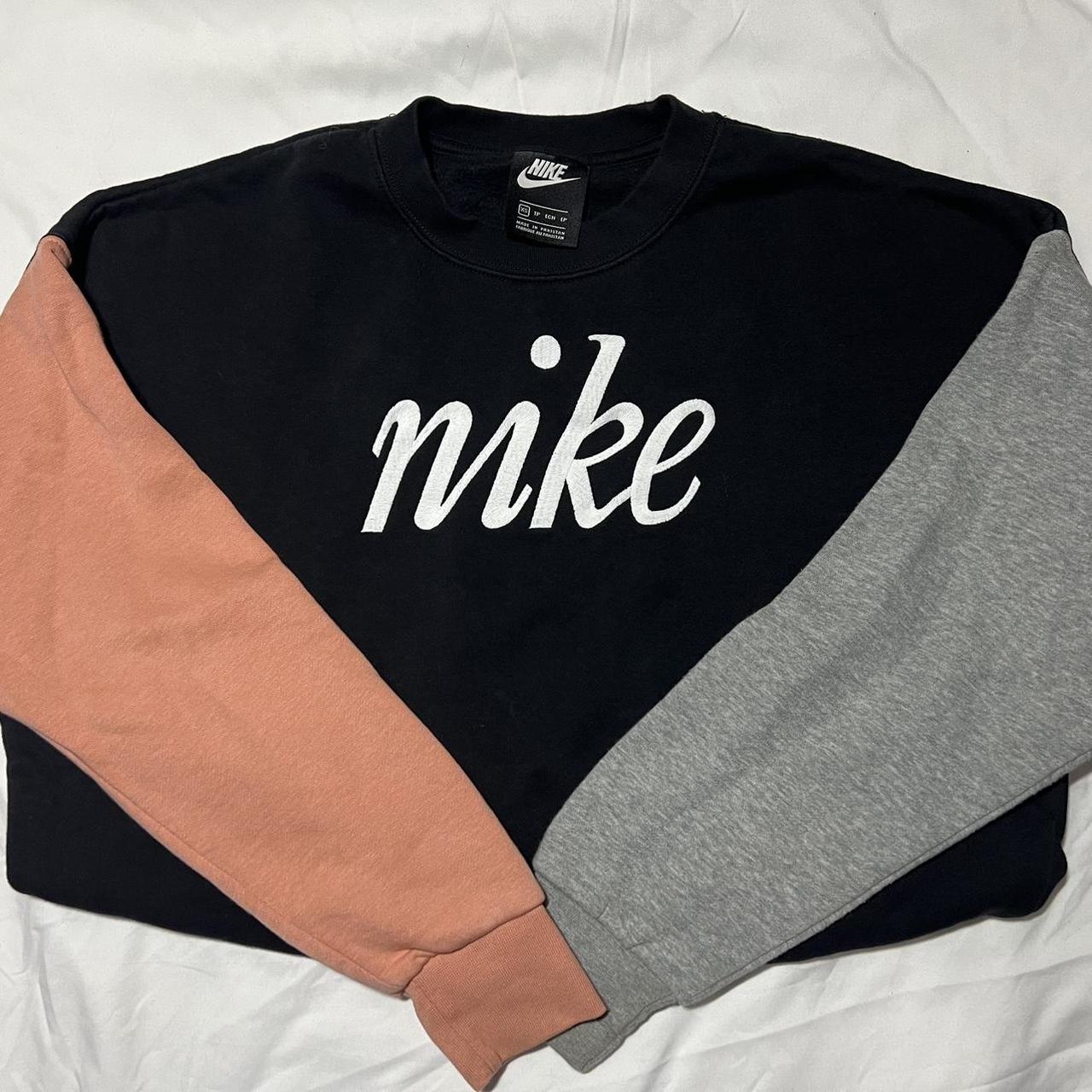 Vintage style nike discount crewneck