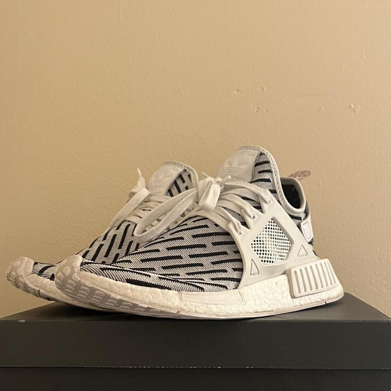 Adidas nmd clearance zebra xr1 mens