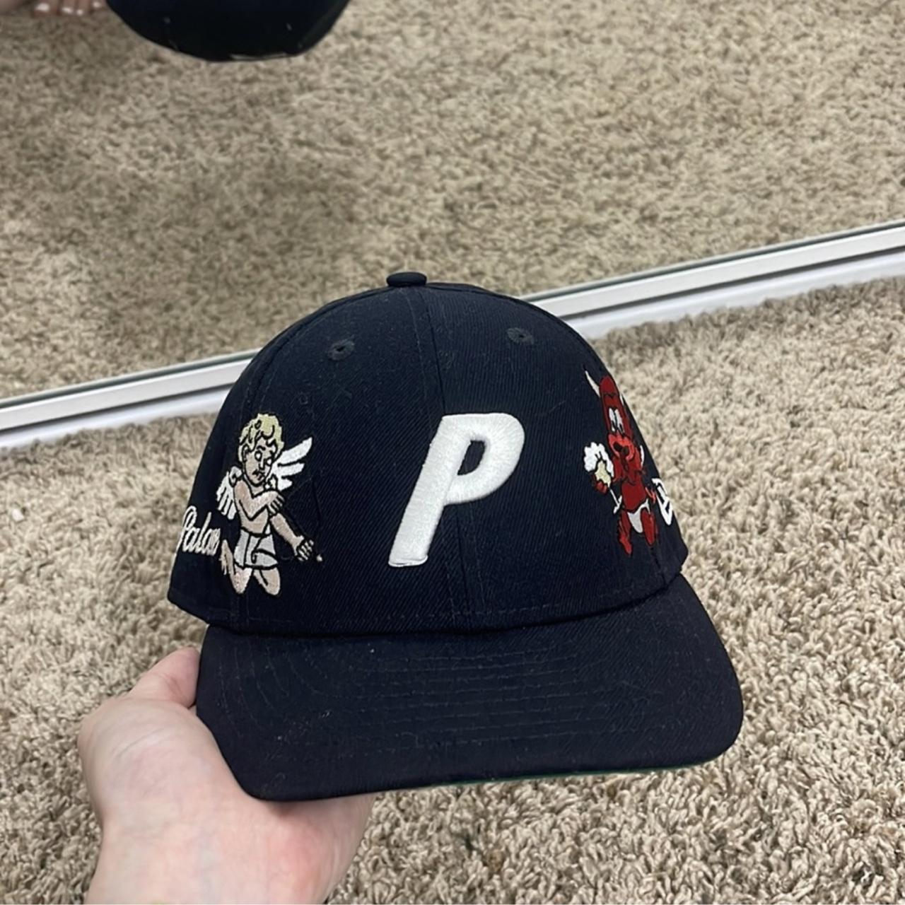 Palace hat - Depop