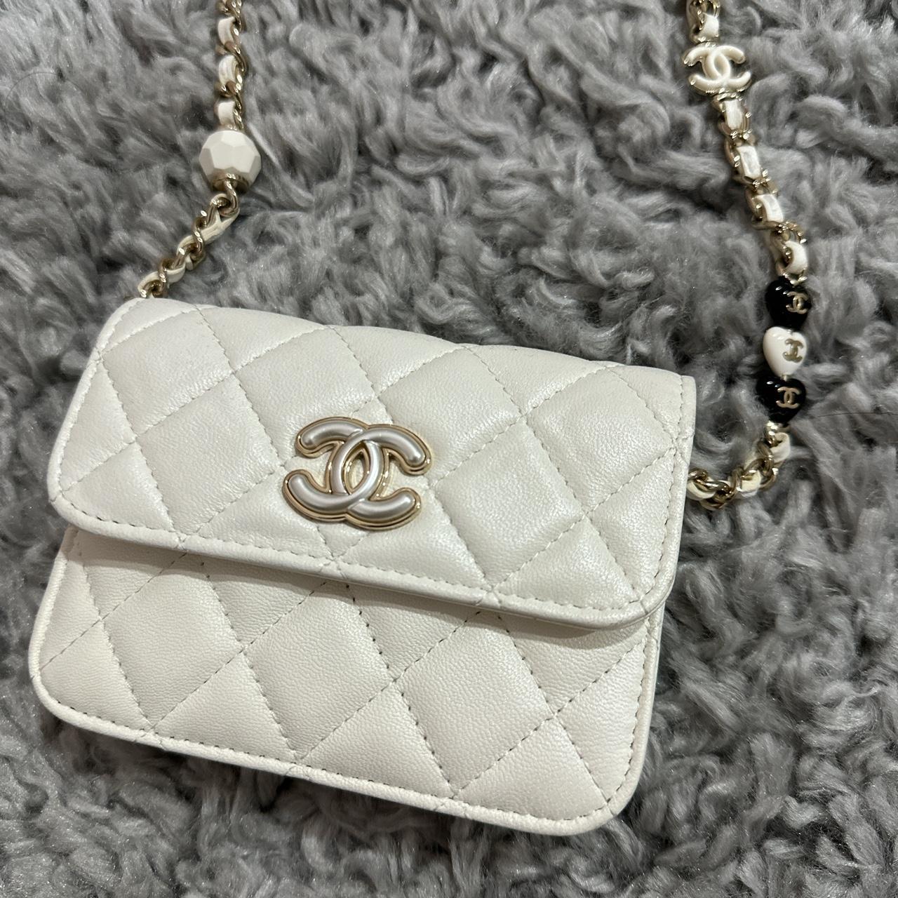 White discount chanel purse