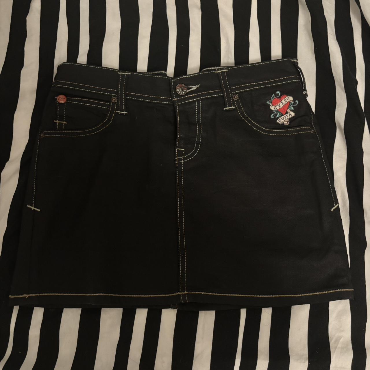 Evisu skirt - Depop
