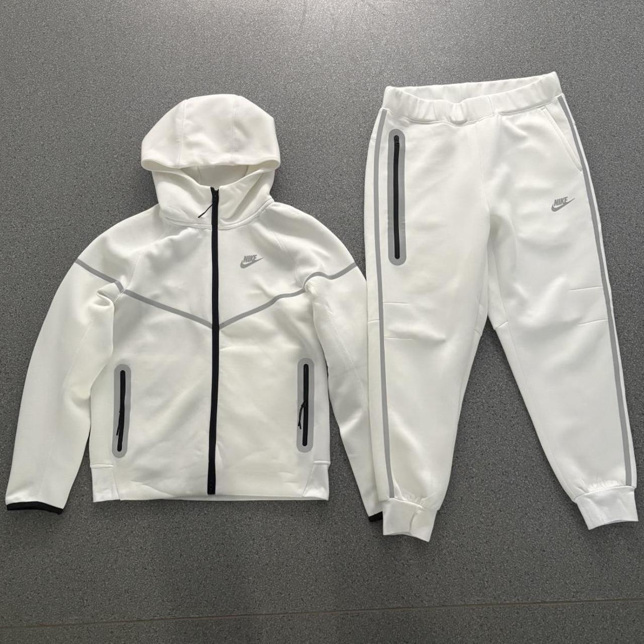 nike tech fleece white tracksuit