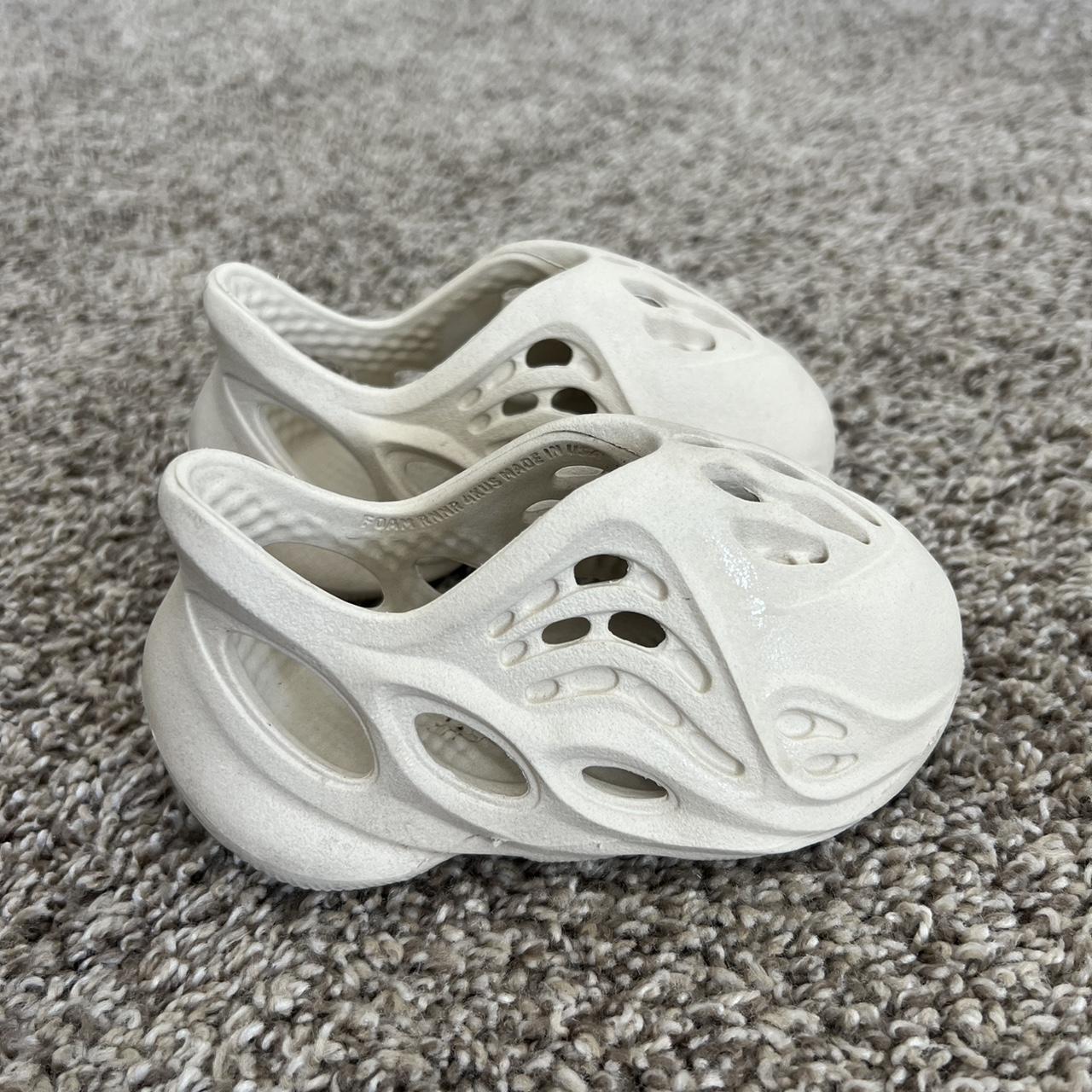 sandalias yeezy foam