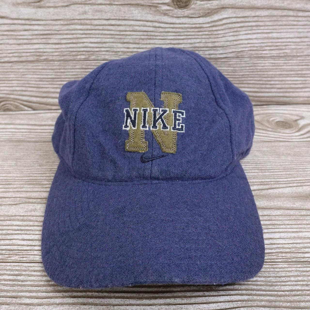 Nike Men's White and Blue Hat | Depop