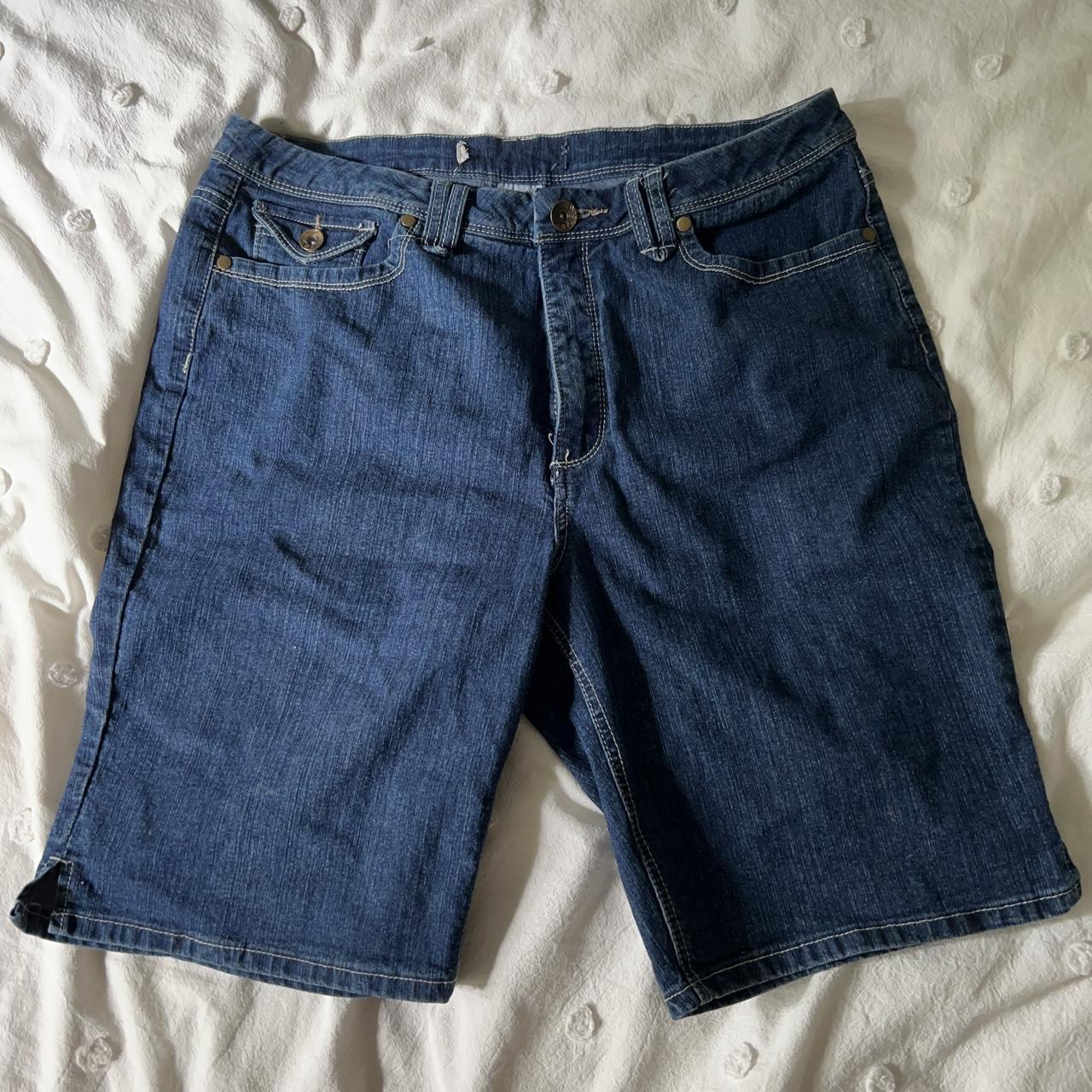 navy blue knee length shorts