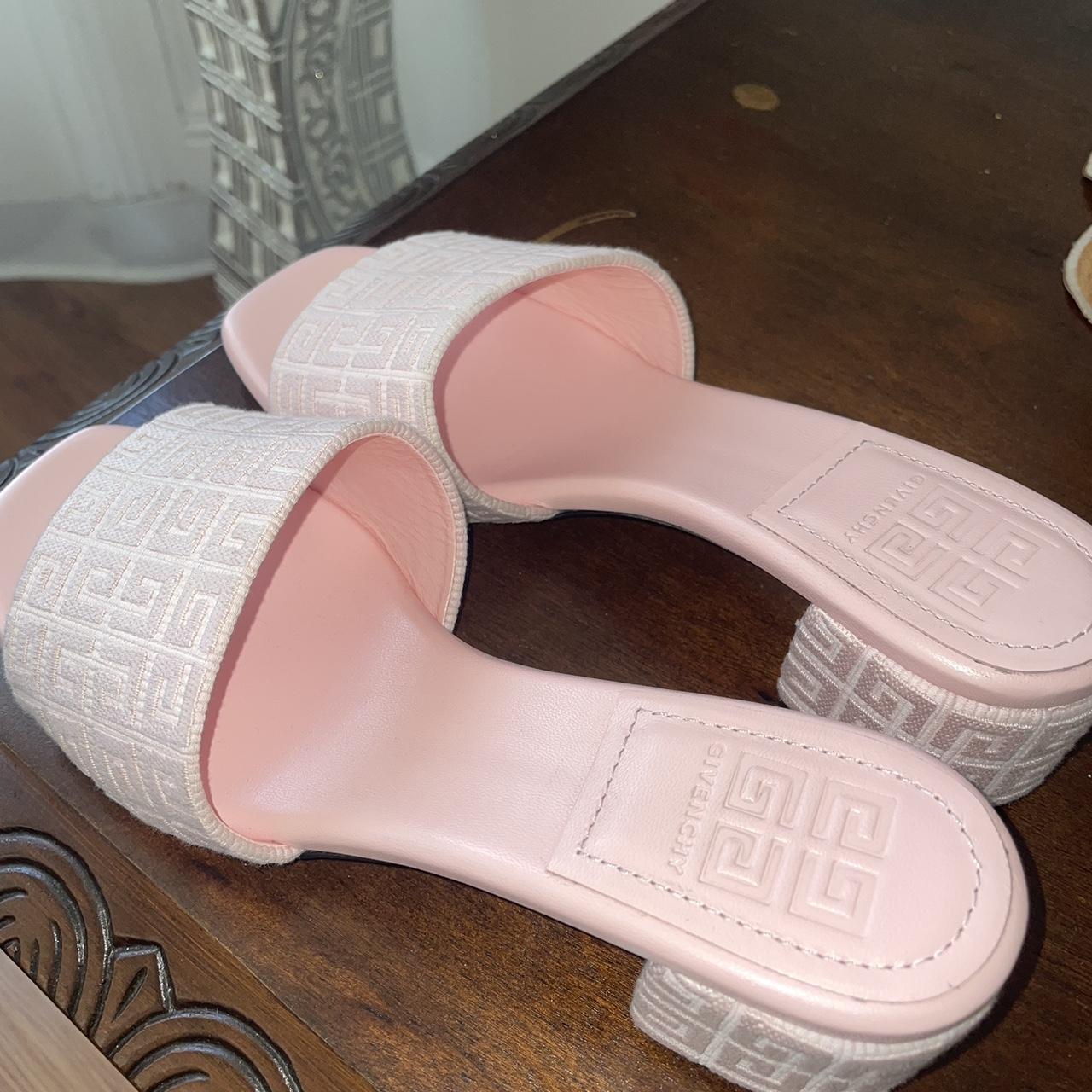 サンダル・ミュール Givenchy Pastel pink leather G Clog mules Givenchy Mules | eBay