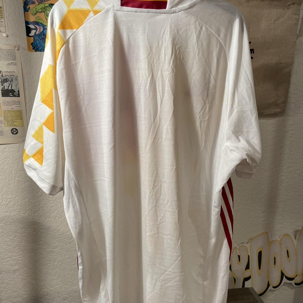 Adidas Men's White and Red T-shirt (2)