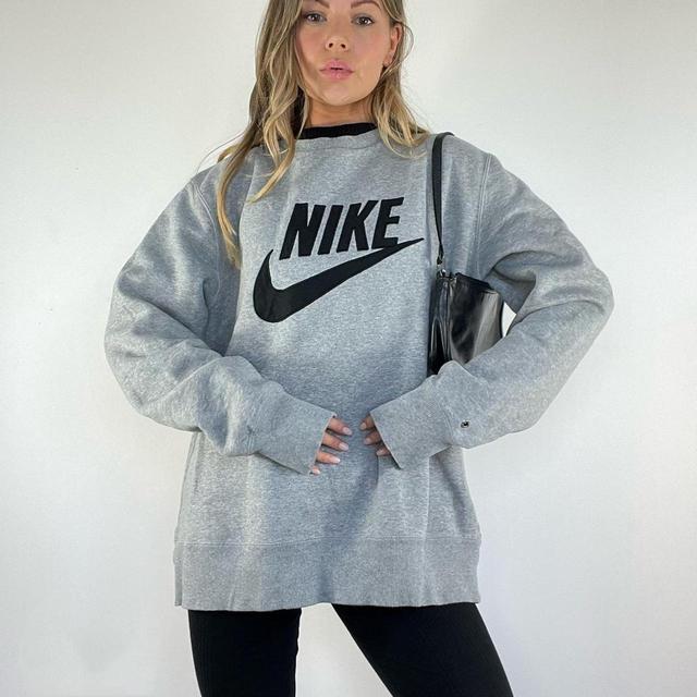 Nike sweatshirts women online vintage