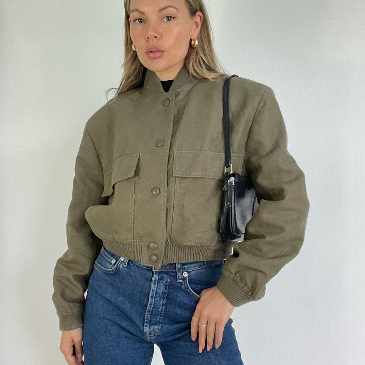 Zara hotsell khaki bomber