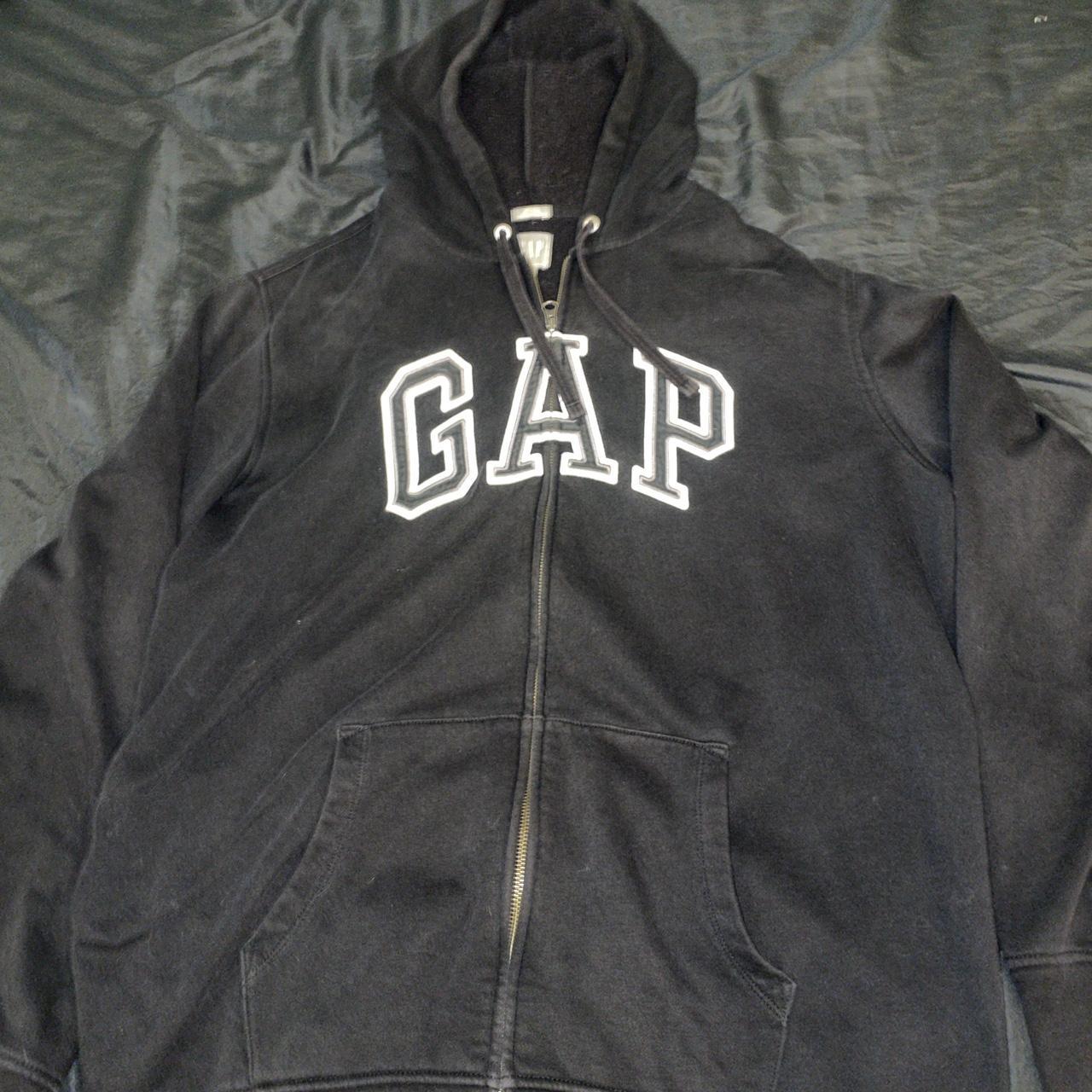 Gap Men's Black and White Hoodie | Depop