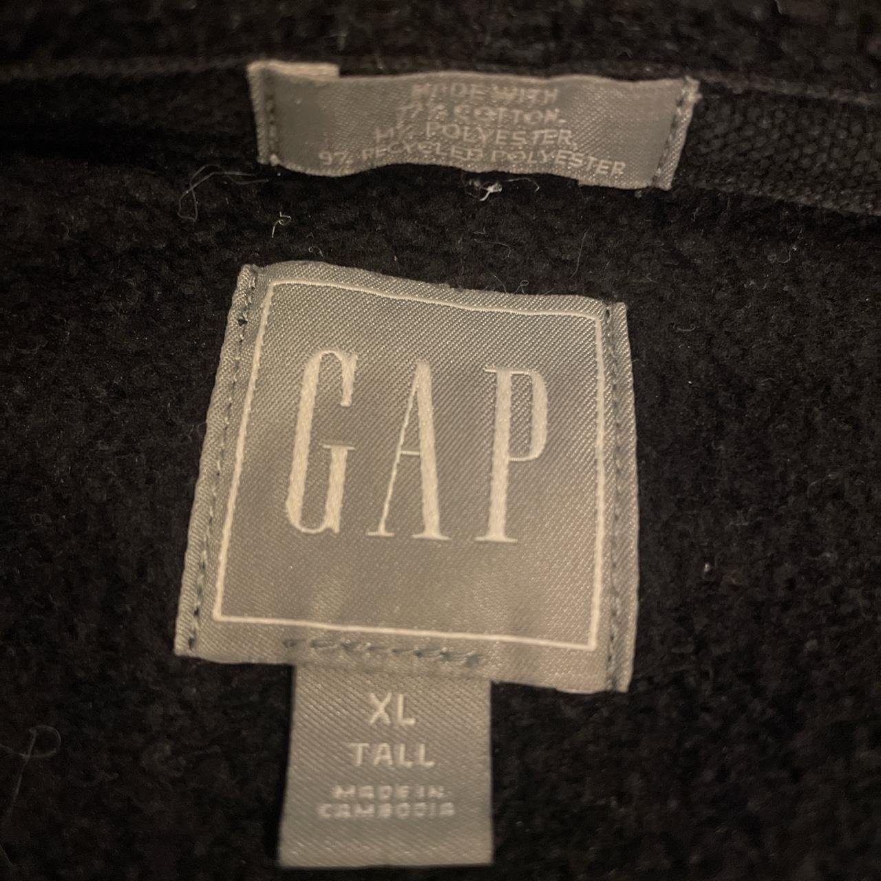 Gap Men's Black and White Hoodie | Depop