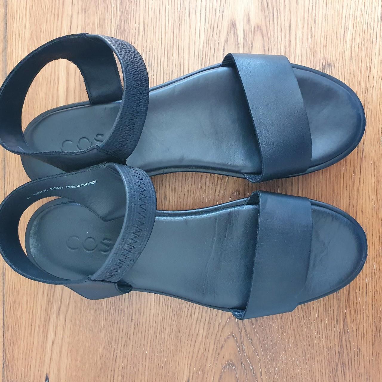 Cos hot sale black sandals