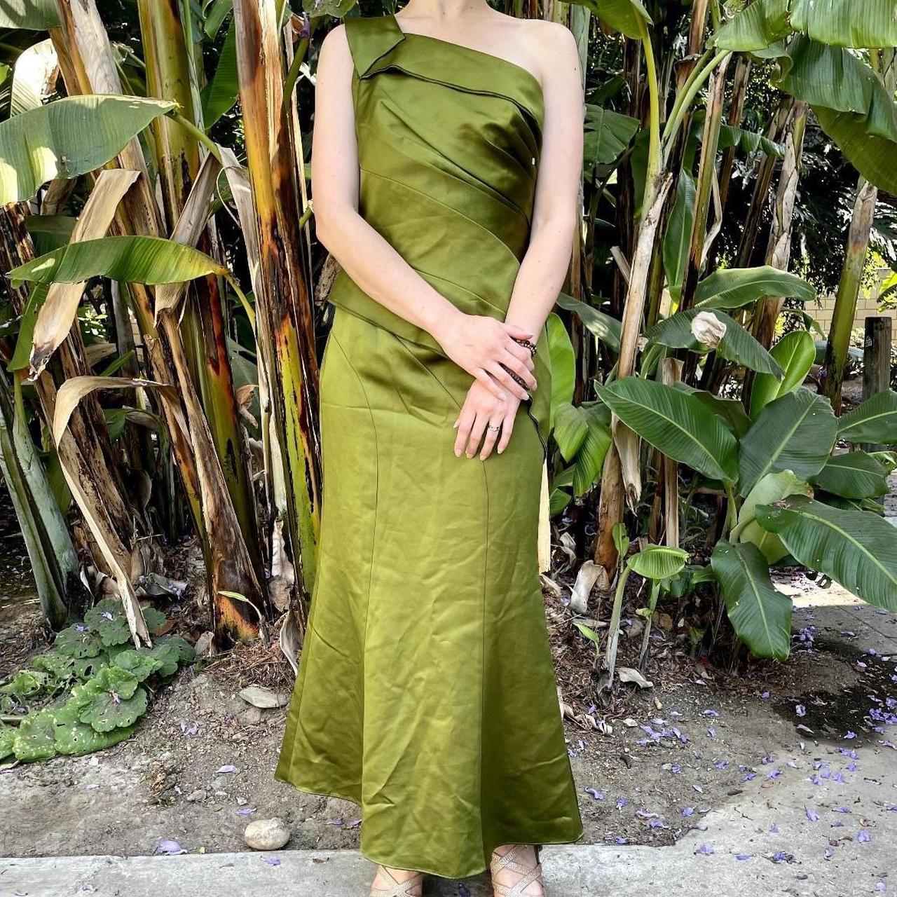 Vera wang green sales dress