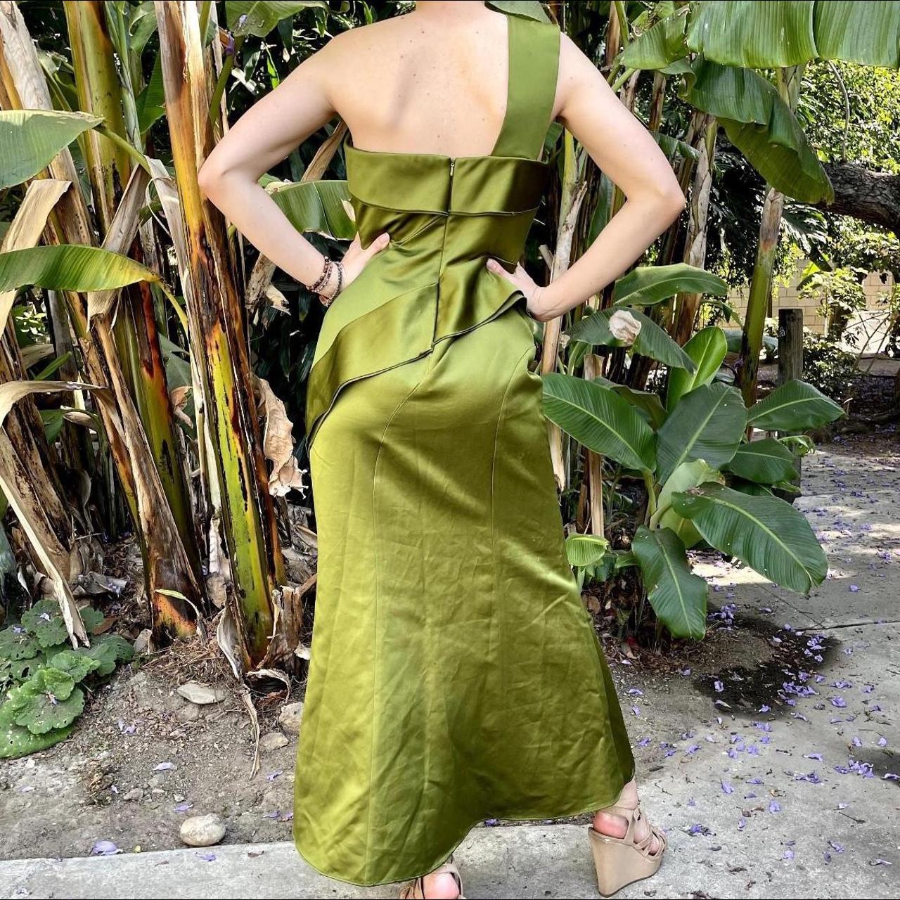 Vera wang best sale green dress