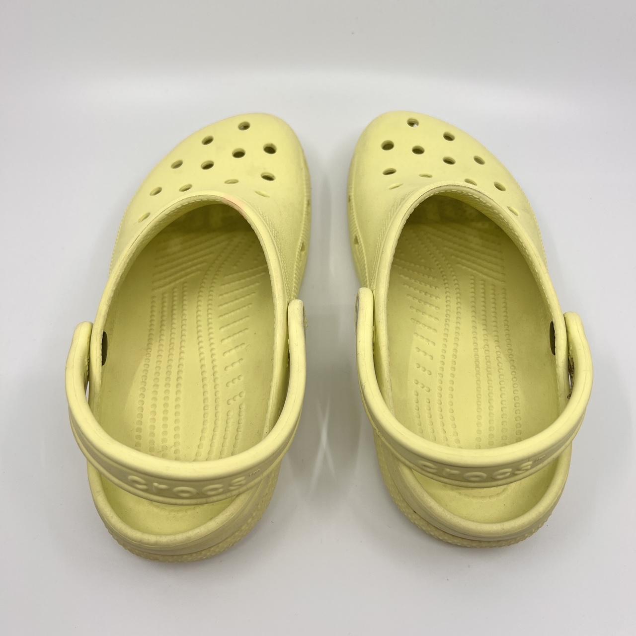Crocs Men's Green Footwear Depop