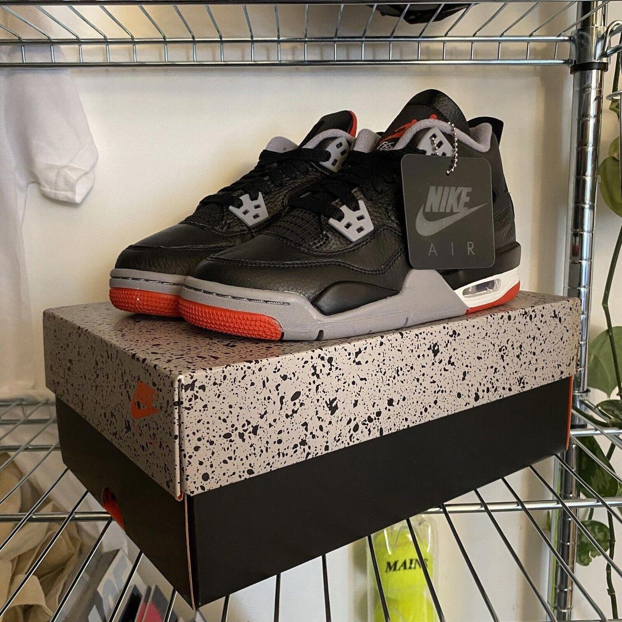 Air Jordan 4 Bred size 5 on sale GS