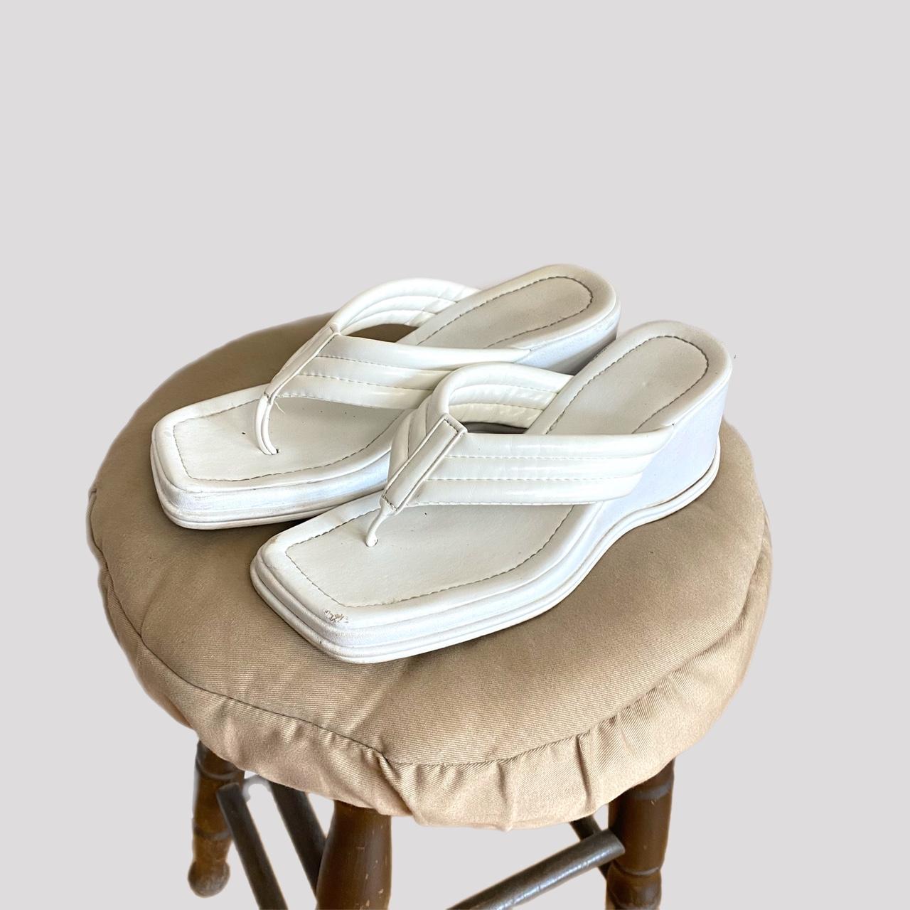 item listed by the_exhibit