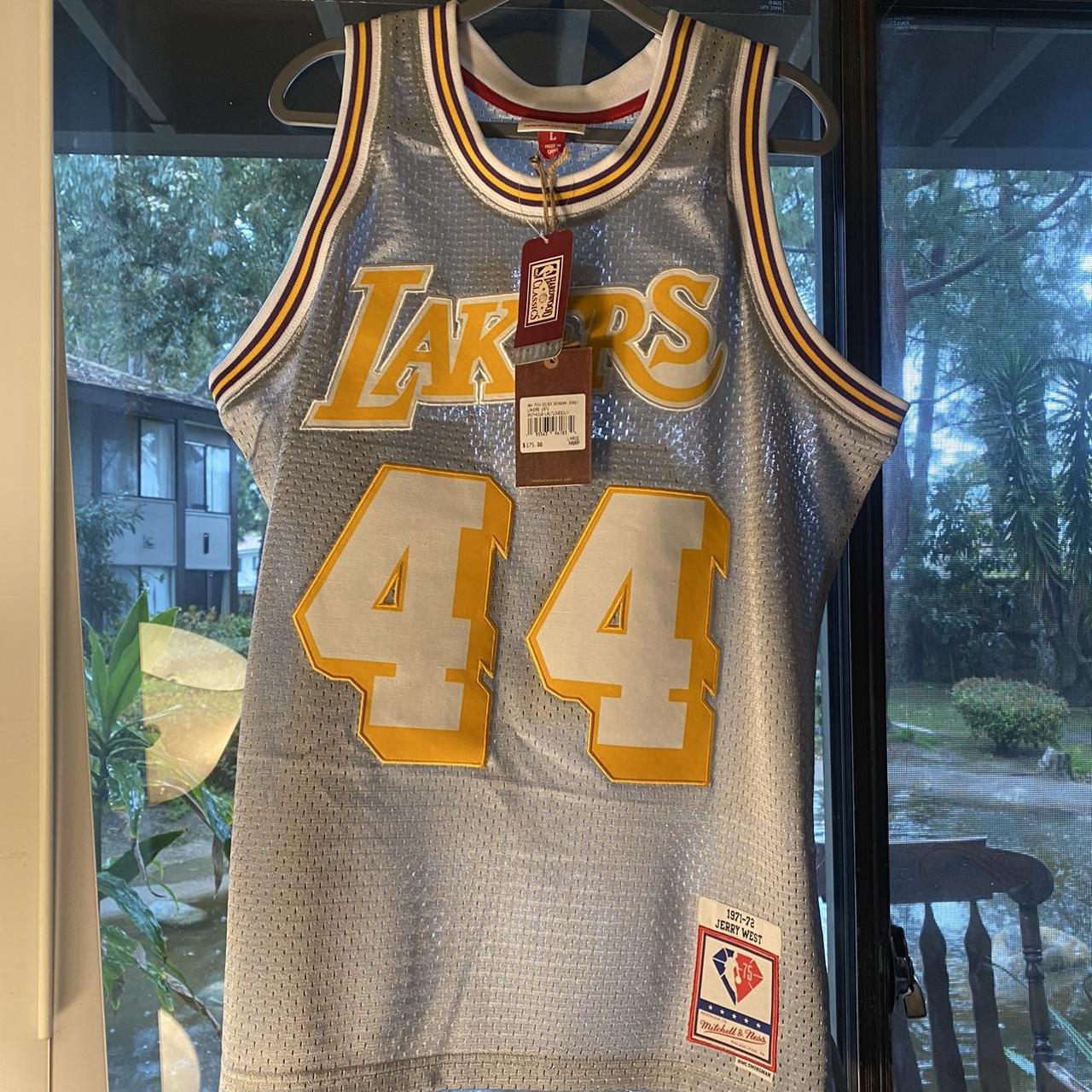 Hot Mitchell & Ness Lakers Practice - Depop