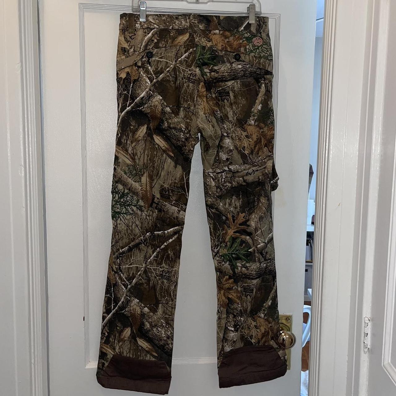 Camo cargo pants💖 Magellan size medium (women’s)... Depop