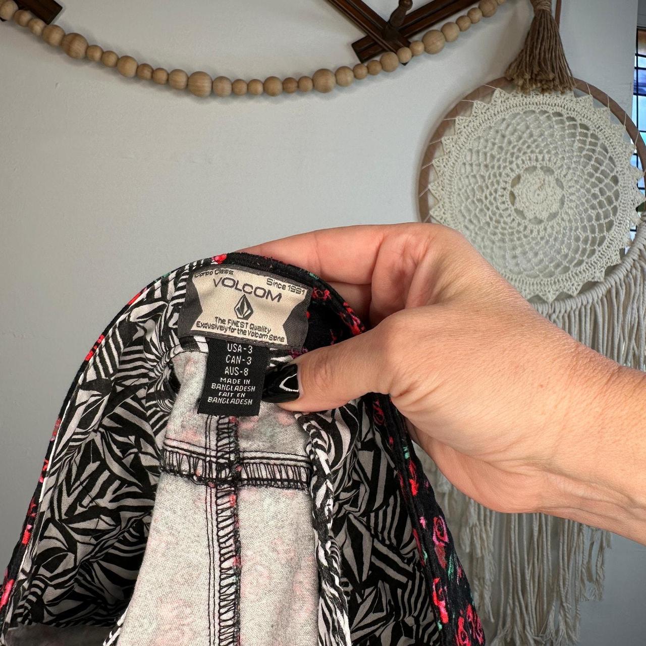 Volcom Women's Shorts - Multi - 3 – Volcom Black … - image 3