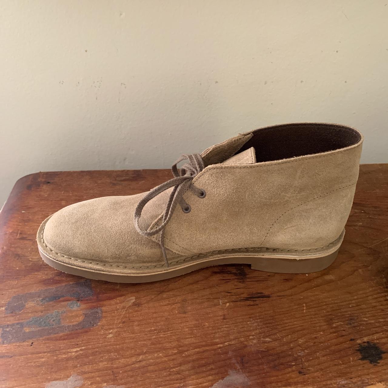 Clarks taupe distressed store suede