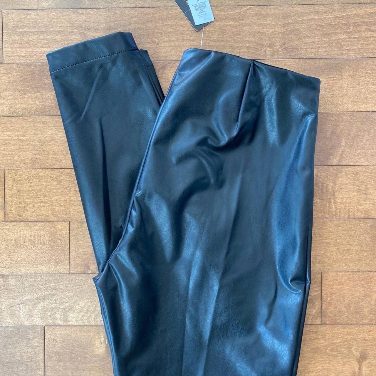 Banana Republic Leather leggings Gorgeous and - Depop