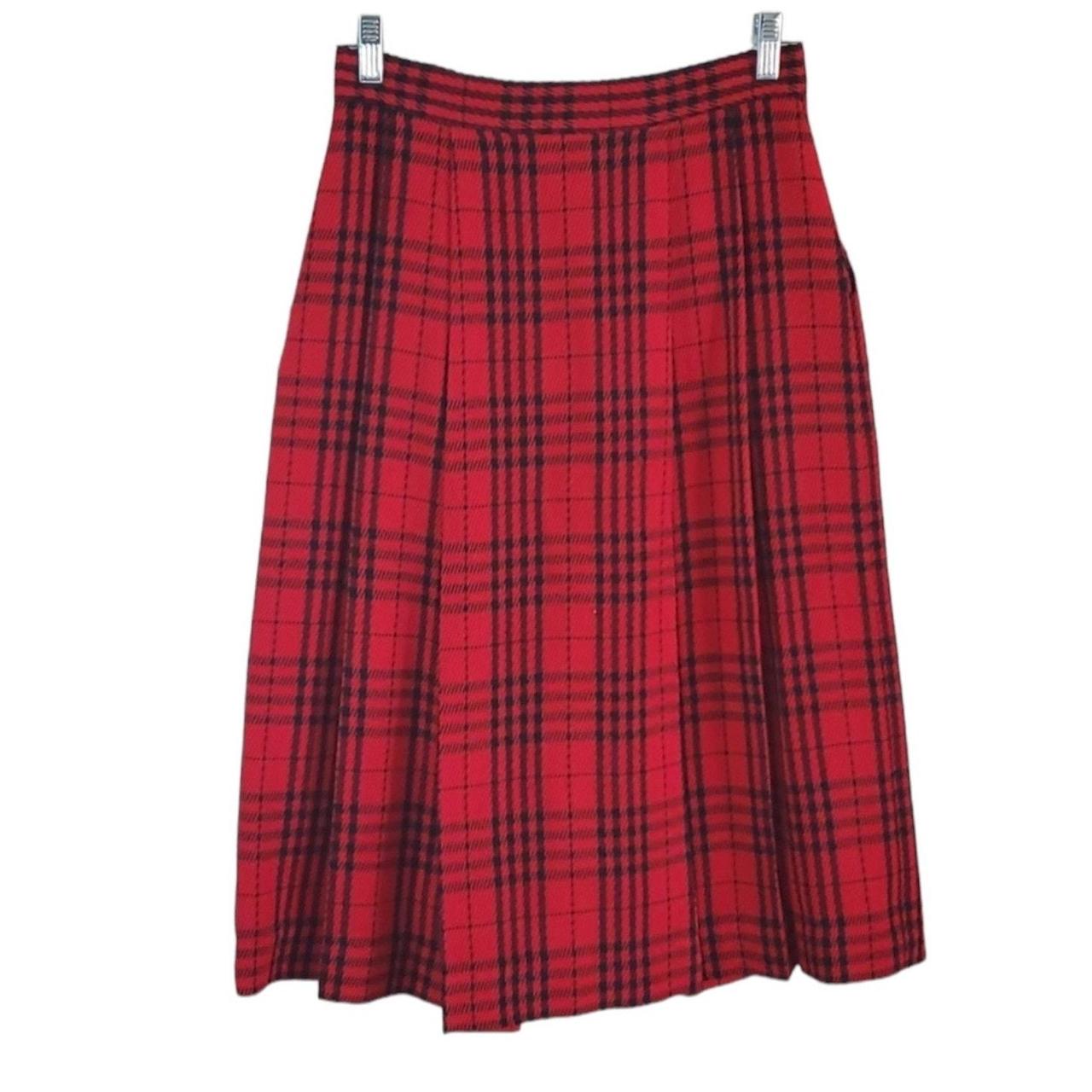 Dior red plaid skirt hotsell