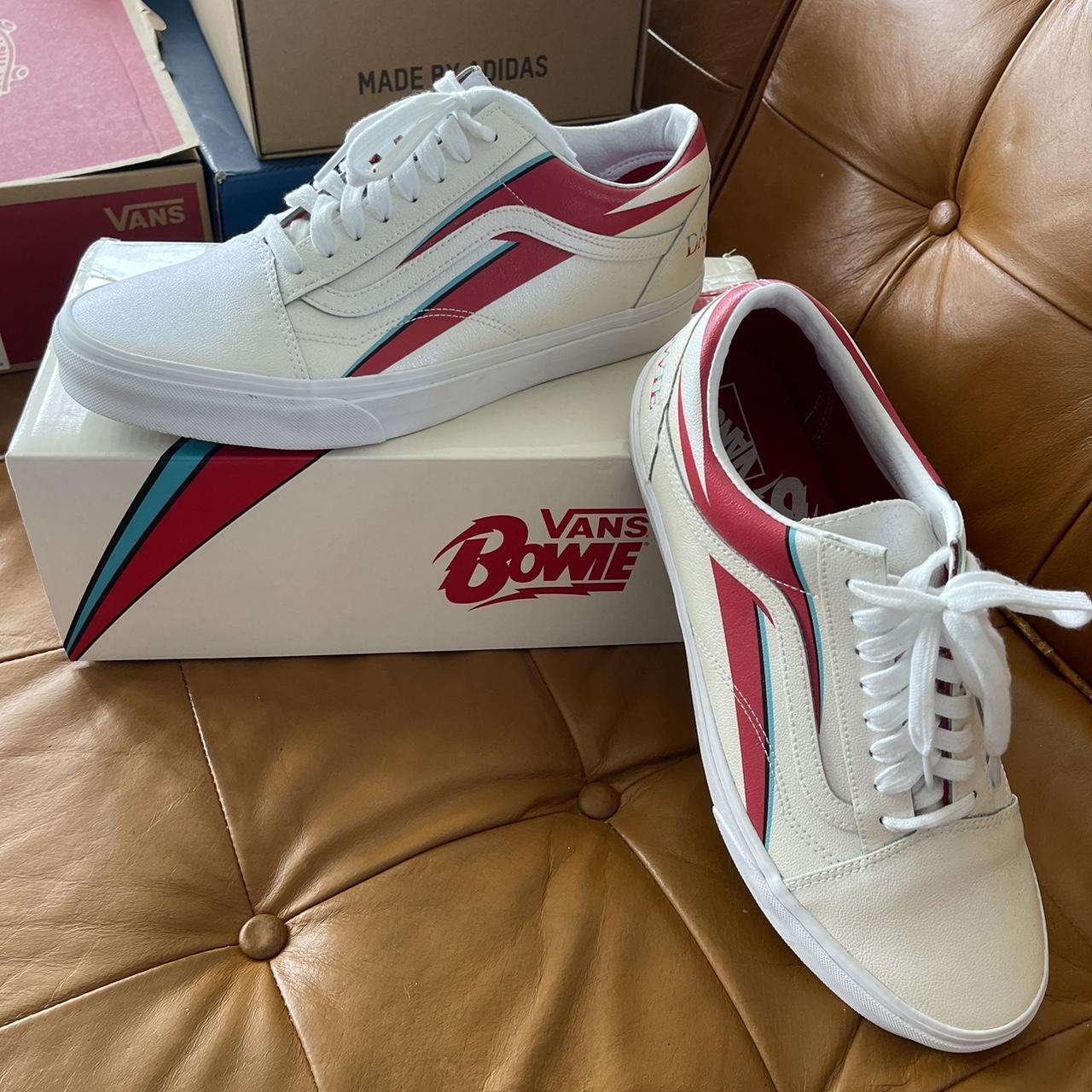 VANS DAVID BOWIE スニーカー ホワイト/レッド Vans x David Bowie Sneakers - Vans David Bowie Collaboration