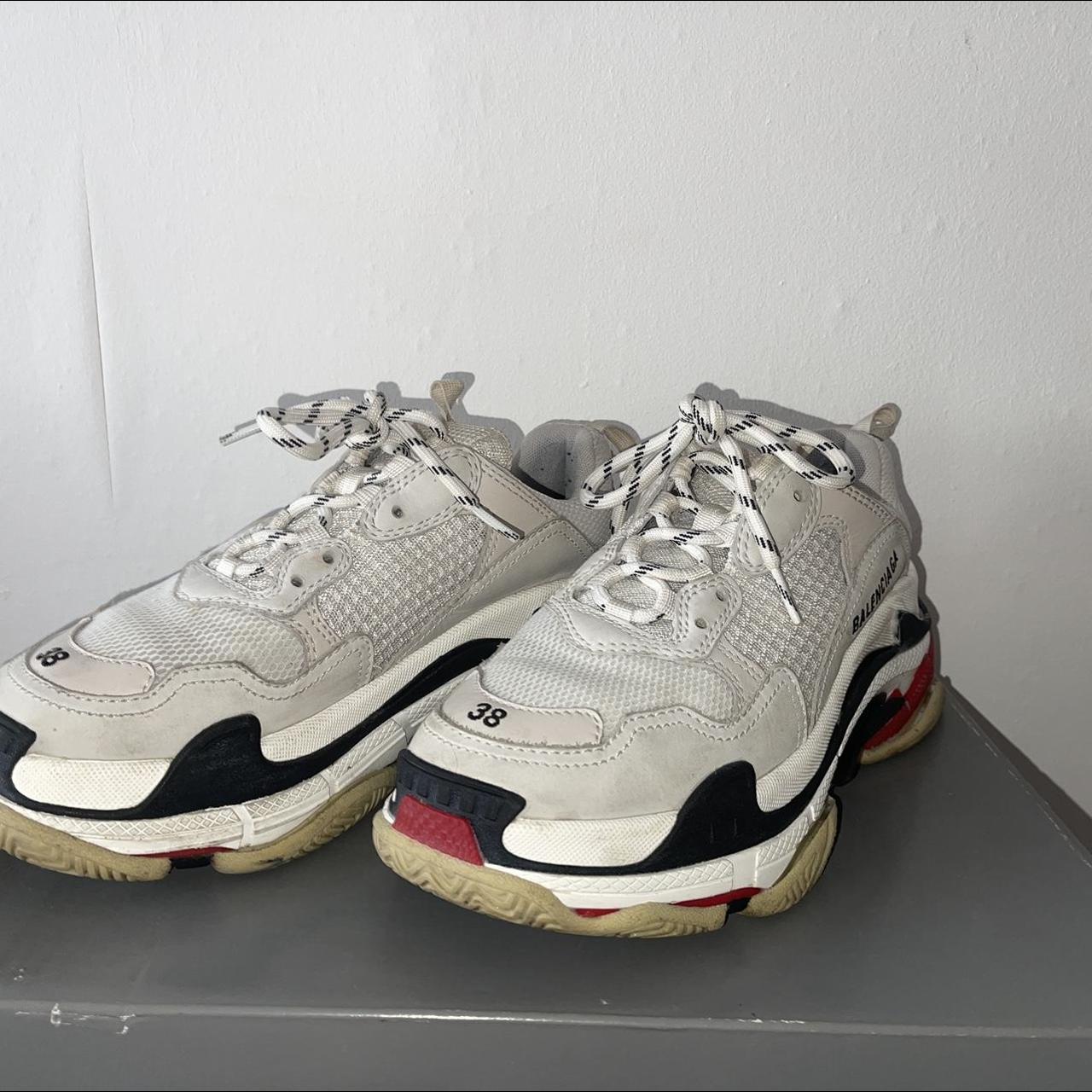 womans balenciaga trainers