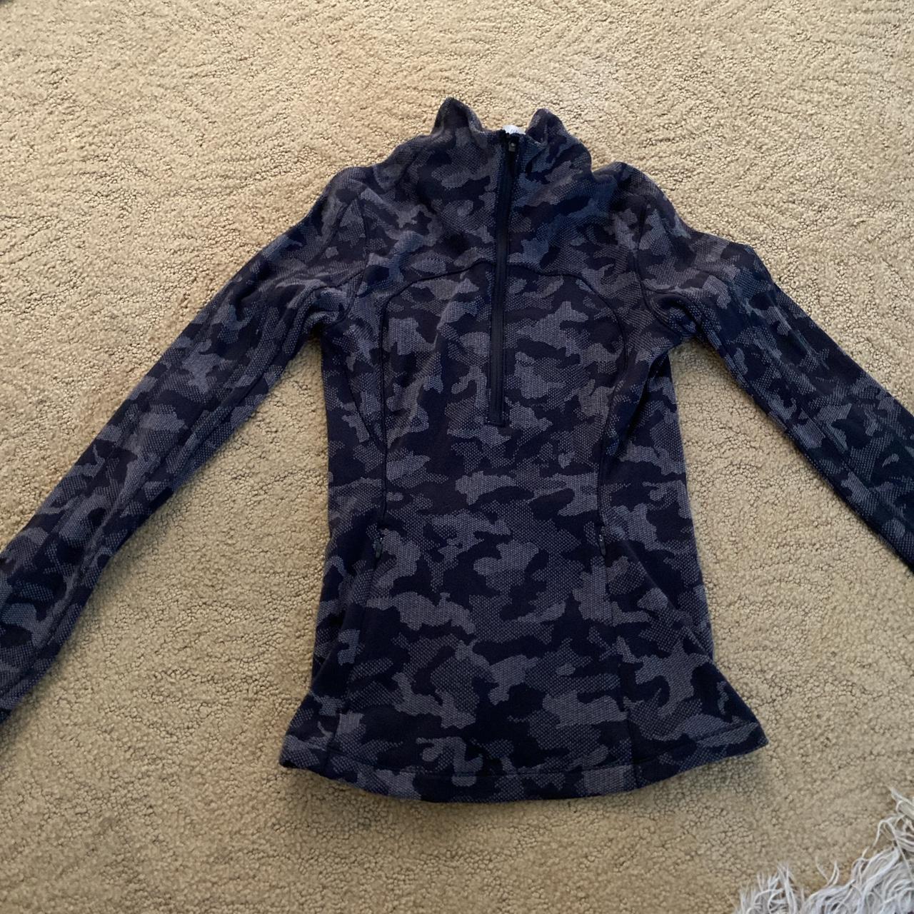 size 2 lululemon define jacket camo - Depop