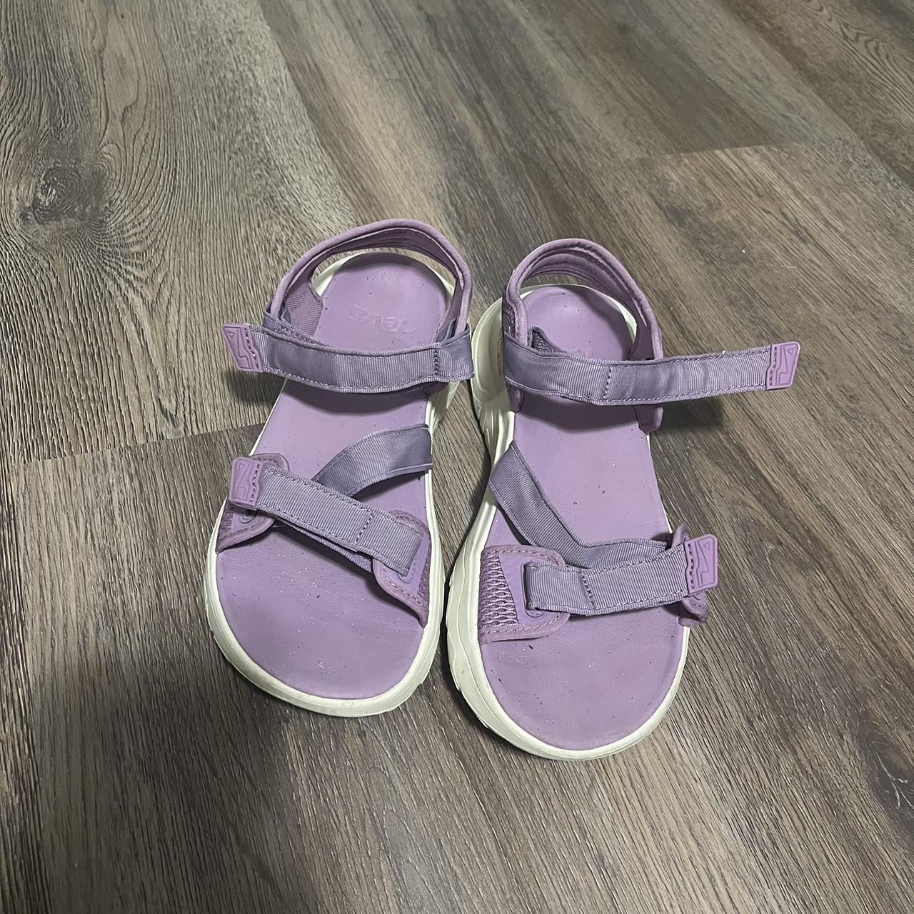 teva sandals chunky