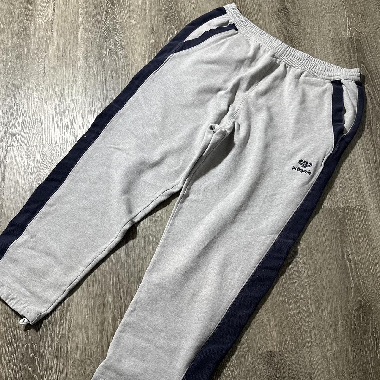 Pellepellle jogger sweatpants Size 2x 19 inch... - Depop