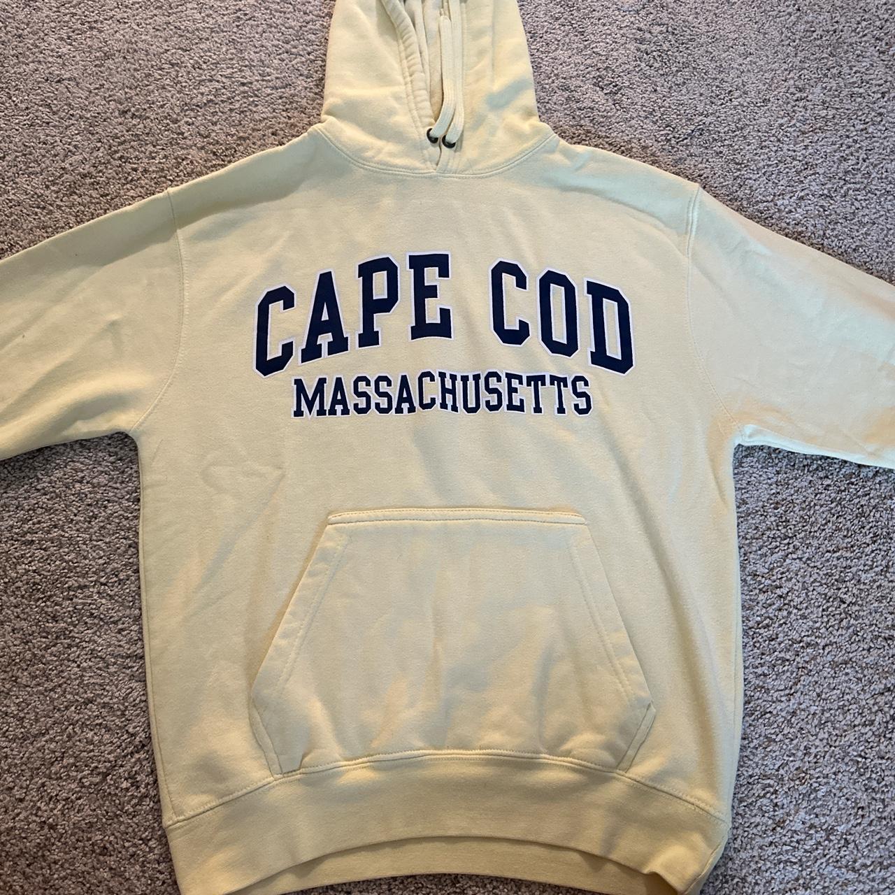 Cape cod 2025 yellow sweatshirt