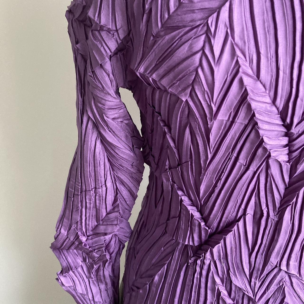 ISSEY MIYAKE 半袖リブニット 紫色 サイズ1 ISSEY MIYAKE(イッセイミヤケ) ワンピースIL41FI342 ｢CONVEX