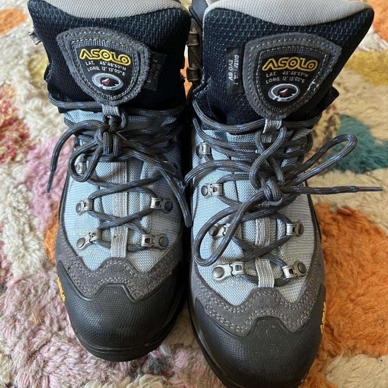 Asolo GTX Hiker - Women’s 7 / 38. Perfect condition.... - Depop