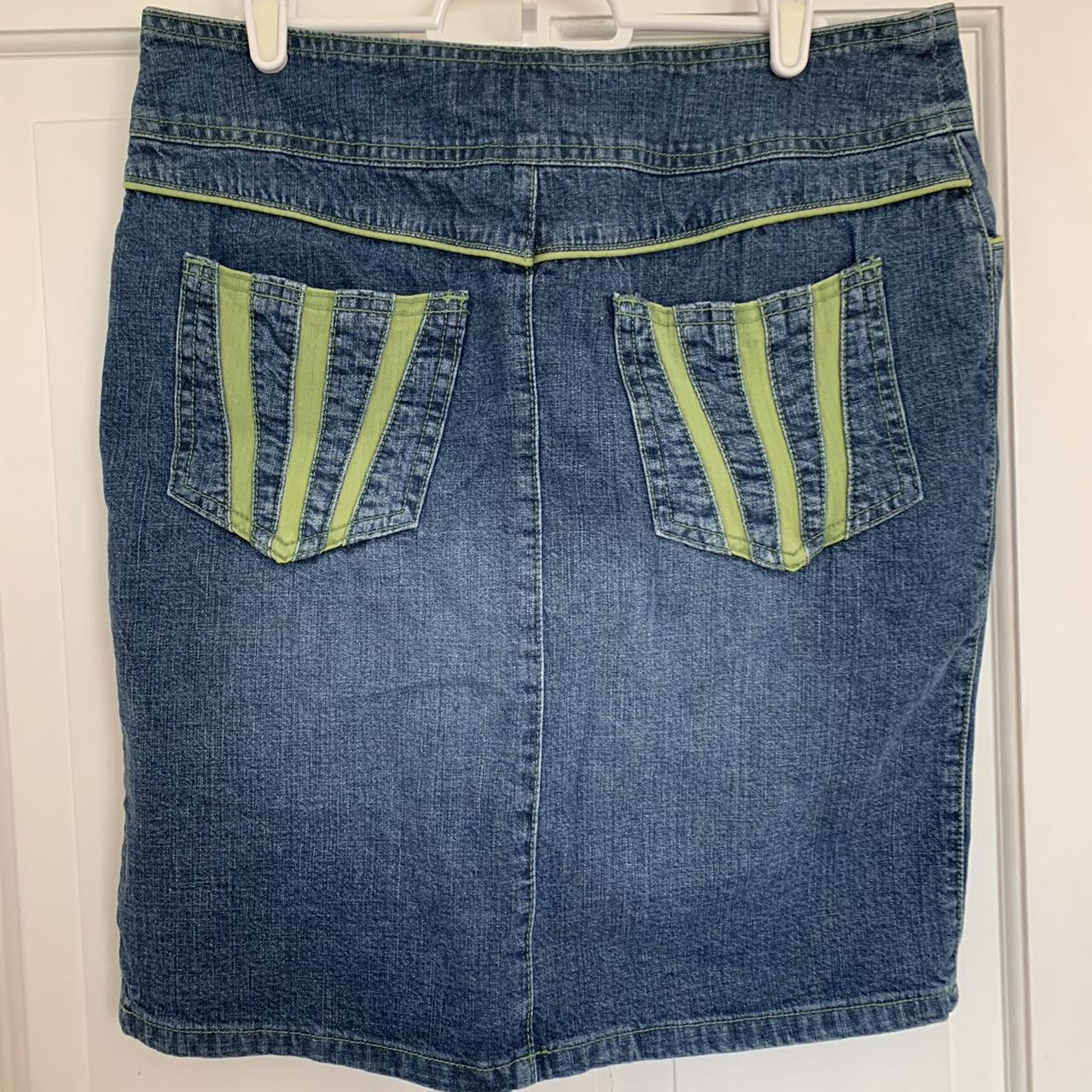 Laundry by Shelli Segal Women's Skirt Depop