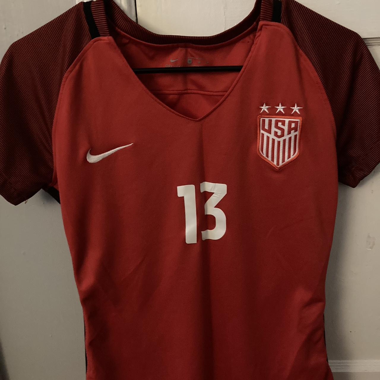 Medium 2017 Alex Morgan USWNT (Red Depop