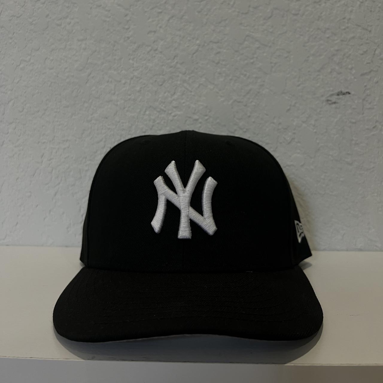 Black Nike Yankees hat Rare find Adjustable - Depop