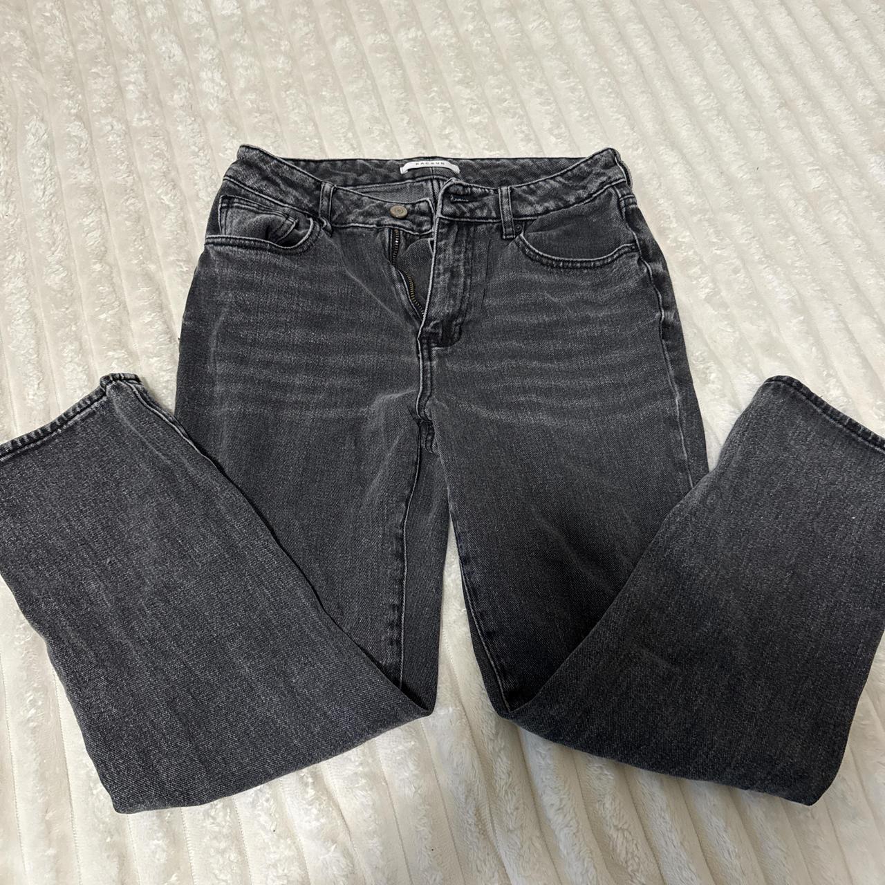 item listed by emilyy_flores