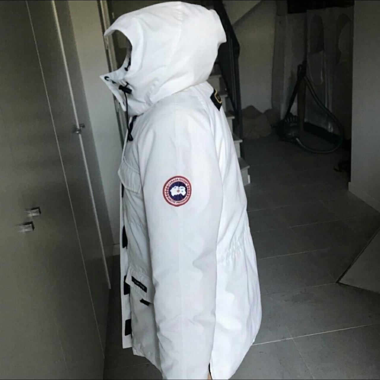 Canada goose discount white coat womens