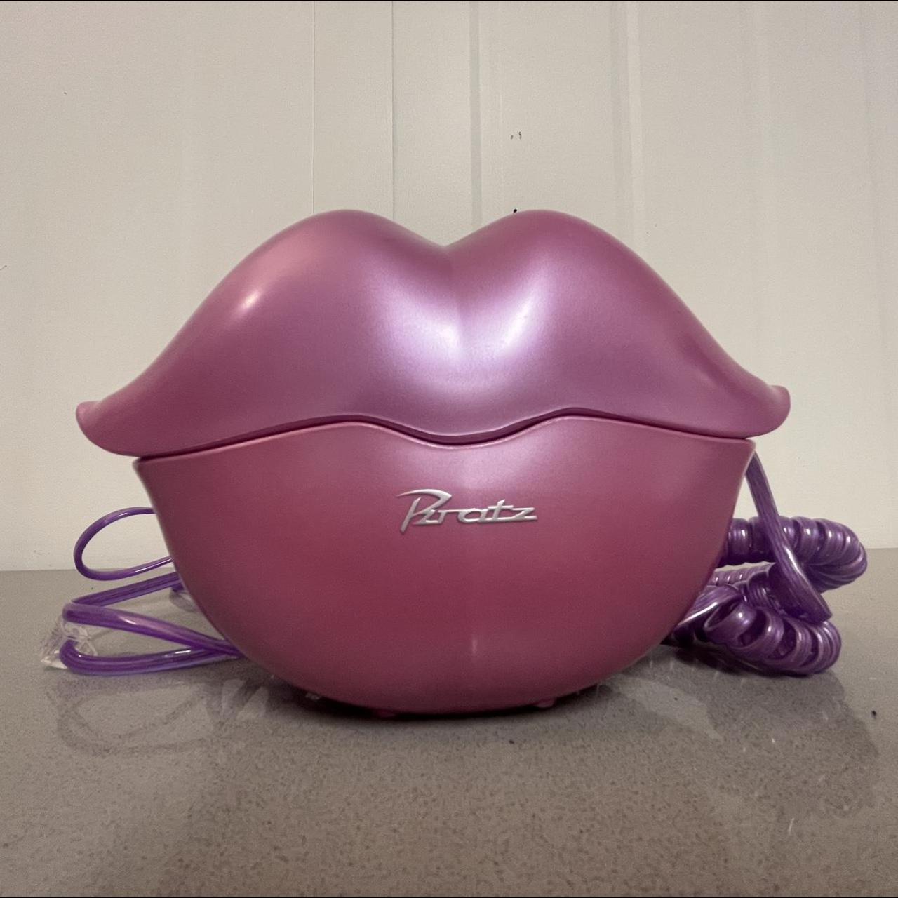 Bratz Luscious Lip Phone (2003) METALLIC PINK... - Depop