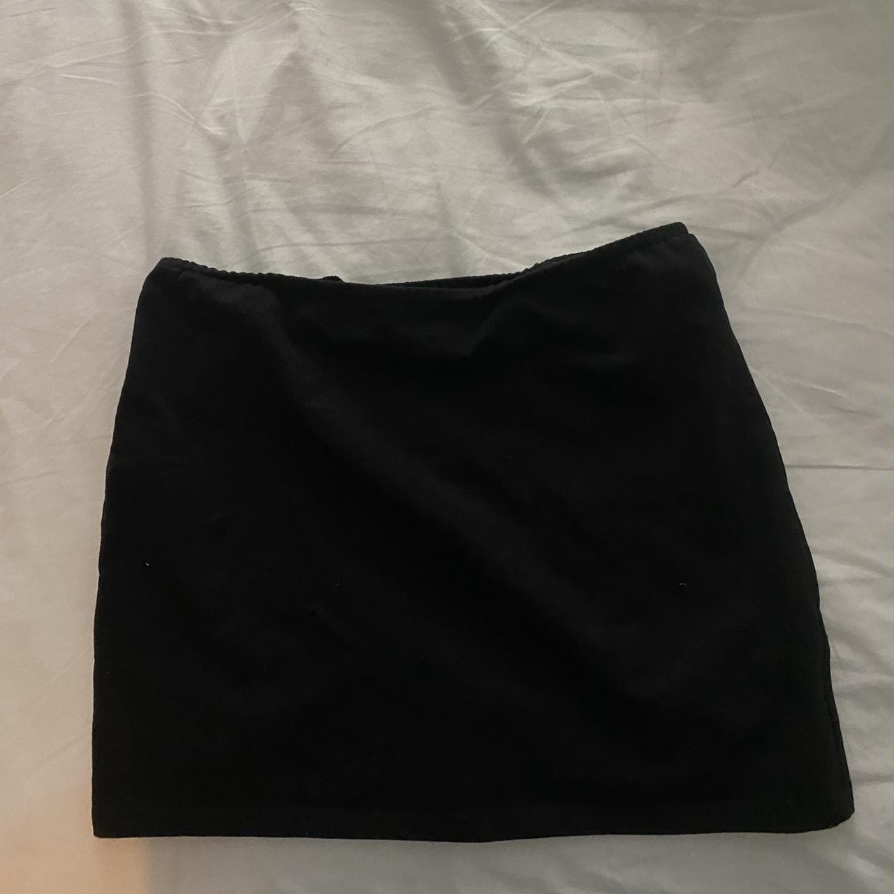 Edikted Women's Black Skirt | Depop