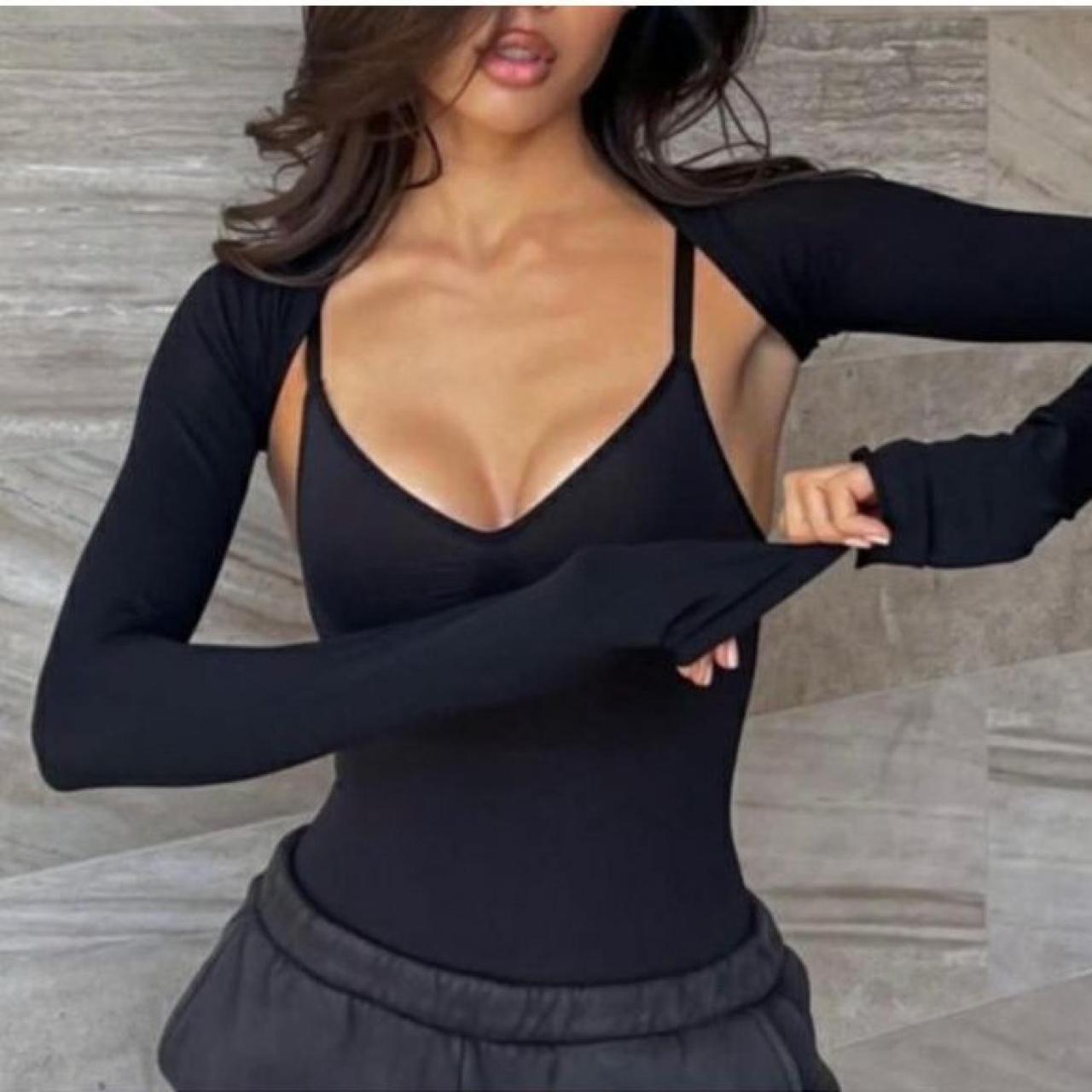 NWT sculpting bodysuit in onyx in large/Xl This - Depop