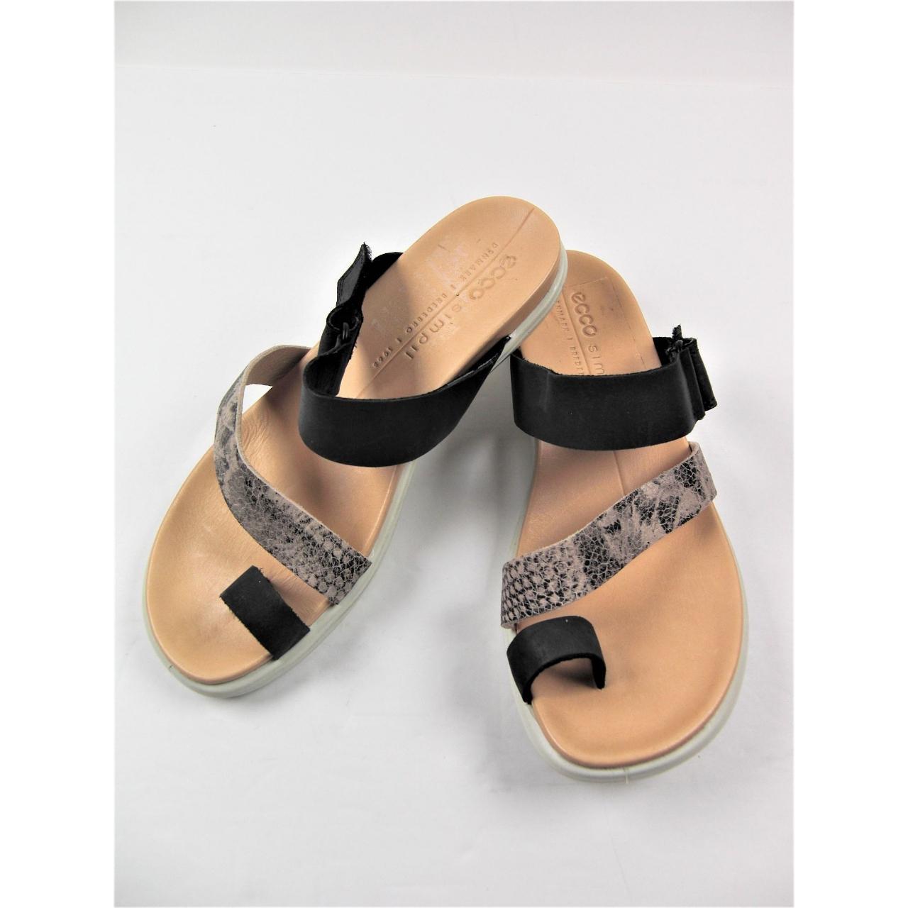 city beach globe shoes