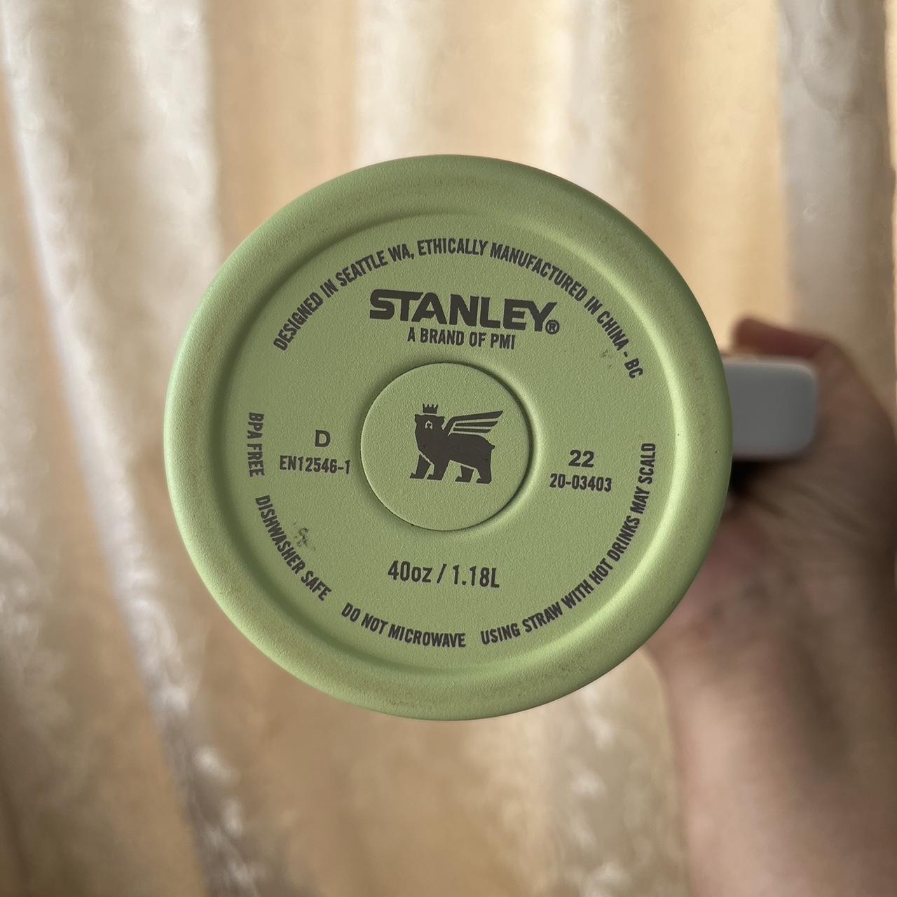 Stanley 40oz Tumbler in Limited Edition 🩷Camelia - Depop