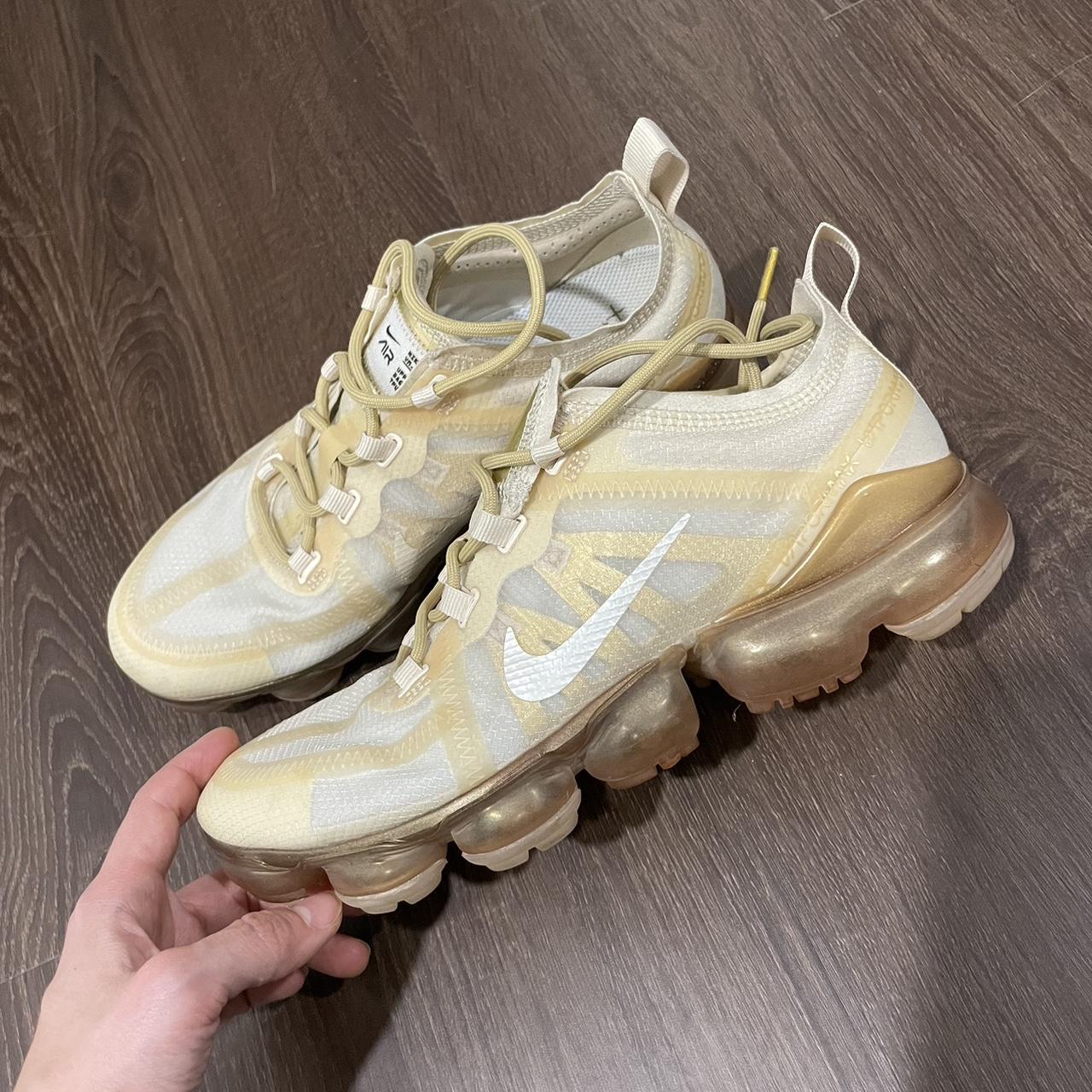 Wmns air vapormax 2019 'white clearance gold'