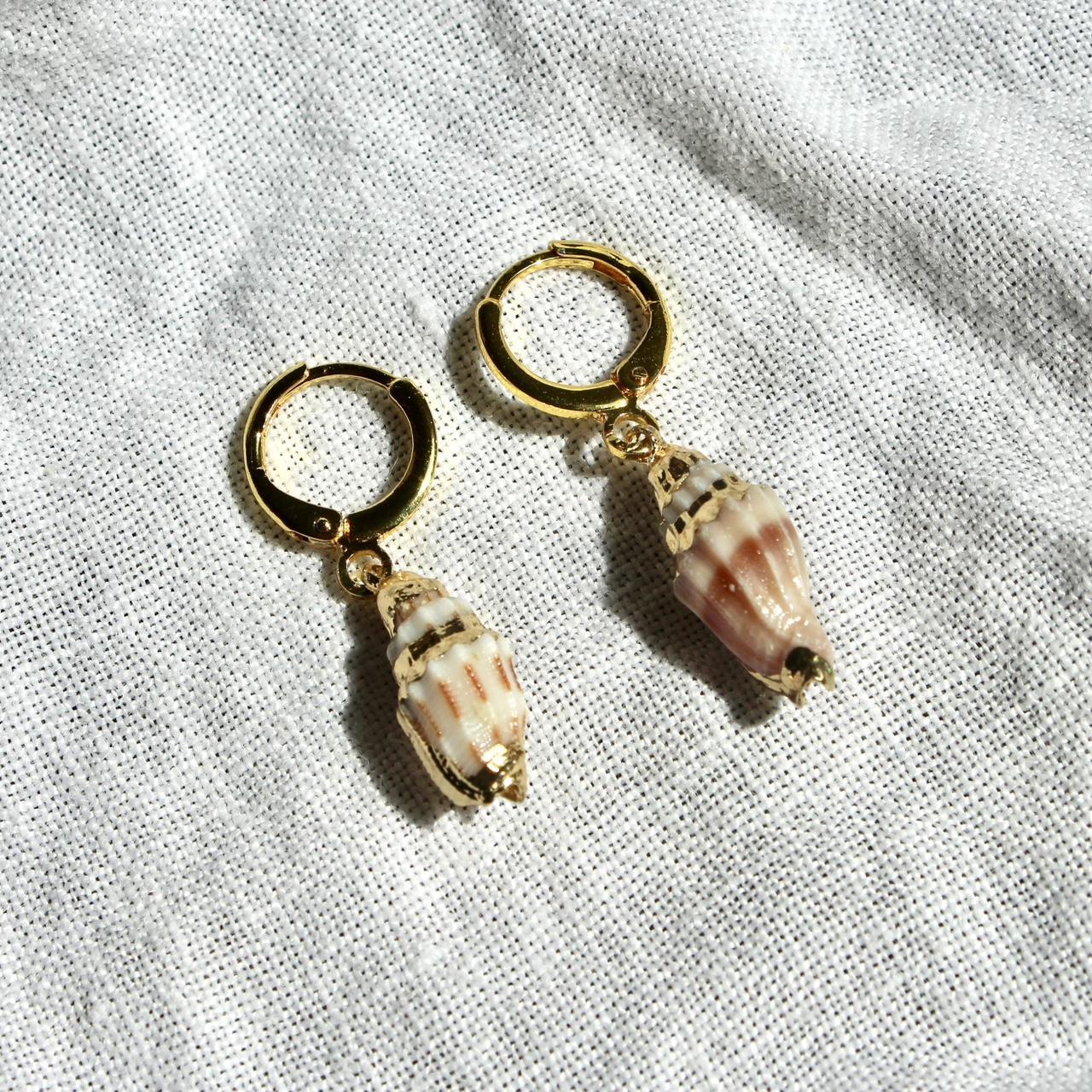 Seashell Mini Hoop Earrings These earrings are... - Depop