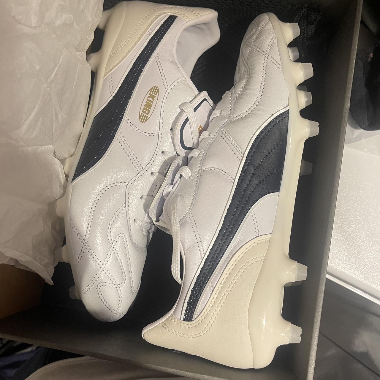 Puma Men's White and Navy Footwear | Depop